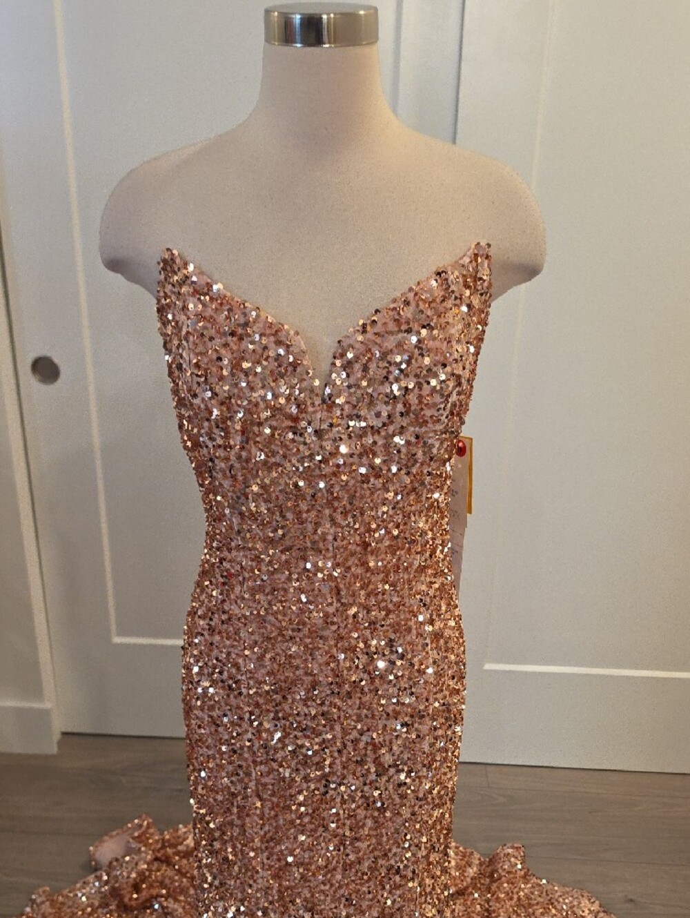Portia and Scarlett Rose Gold Sequin Strapless Mermaid Gown size 12 New with tag - Picture 5 of 14